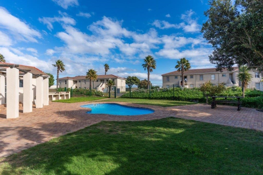 2 Bedroom Property for Sale in Milnerton Western Cape